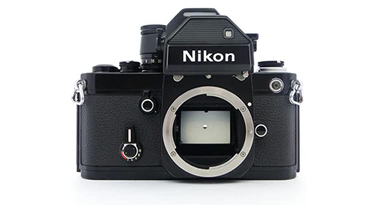 カメラ業界関係者 “ニコンも近い将来カメラ事業を売却するのでは”
