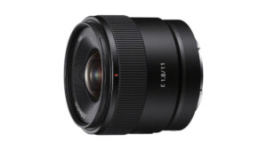 E 11mm F1.8