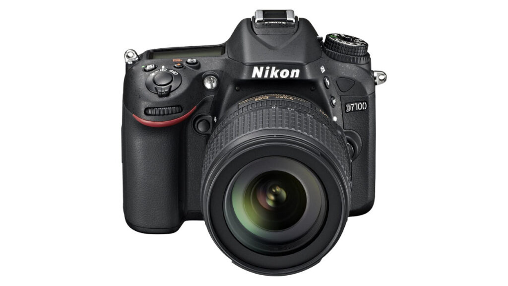 D7100